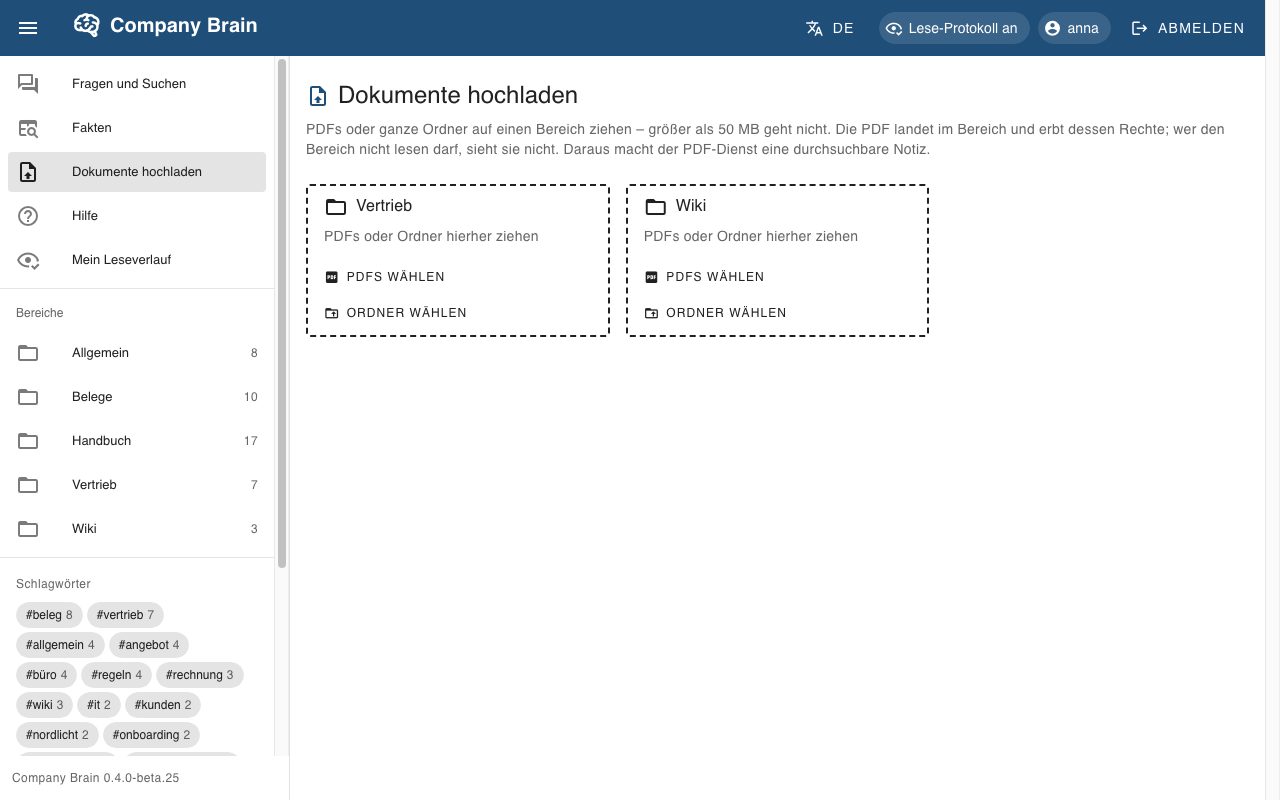 Seite „Dokumente hochladen“ mit den Bereichen Vertrieb und Wiki als Ablageflächen